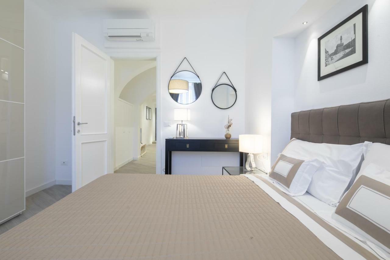 Palace Downtown Florence Luaran gambar